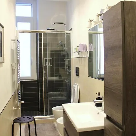 Apartment Ampola “flamingo” Milan